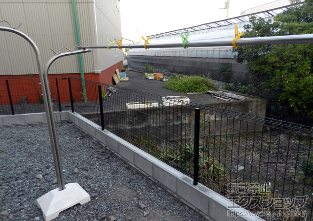 静岡県富士市ののフェンス・柵 イーネットフェンス1F型 自由柱タイプ 施工例