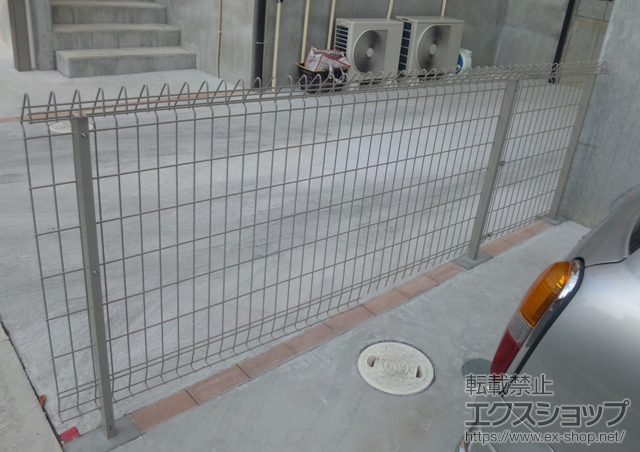 愛知県犬山市ののフェンス・柵 メッシュフェンスＧ10-Ｒ フリーポールタイプ 施工例