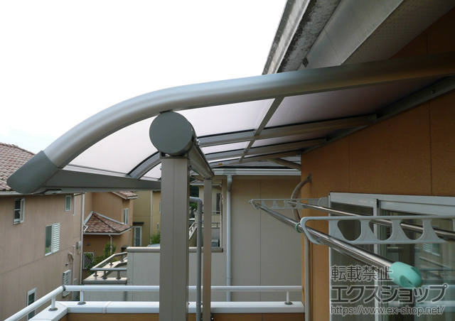 岐阜県多治見市ののバルコニー・ベランダ屋根 プレシオステラス R型 屋根タイプ 単体 積雪〜20cm対応 施工例