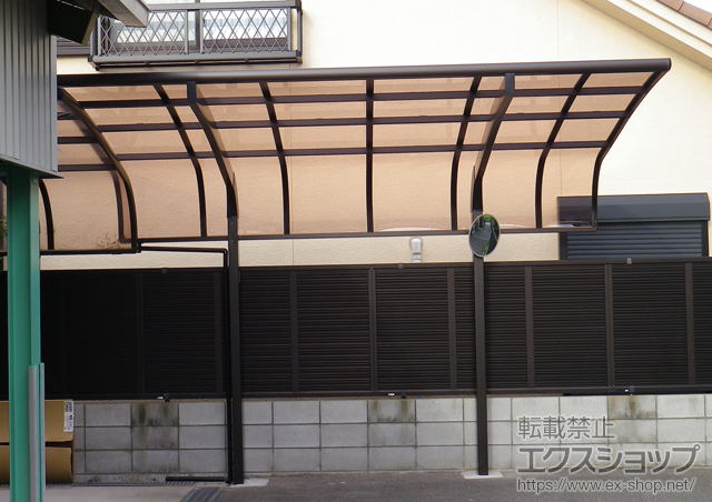 大阪府摂津市ののカーポート フリーポートIII 600タイプ 積雪〜20cm対応 施工例