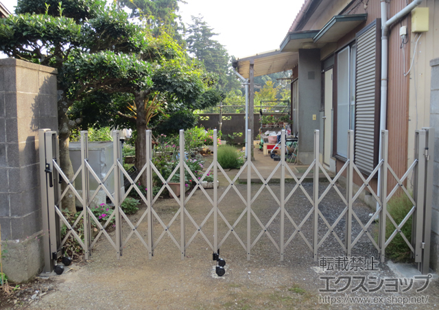 千葉県柏市ののカーゲート トリップゲート PB型 ノンレール 片開き32S 施工例