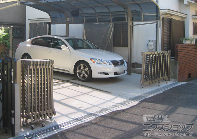 大阪府交野市ののカーゲート シャレオR5型 ノンレール 両開き 690W 施工例