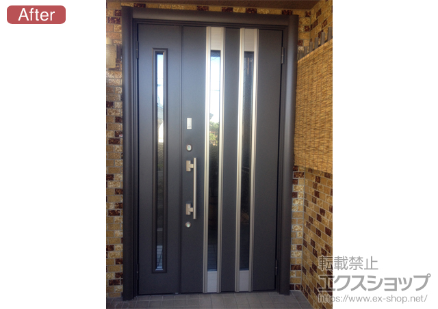 愛知県小牧市のLIXIL リクシル（トステム）の玄関ドア リシェント 300型 親子タイプ 簡易タッチキーシステム 施工例