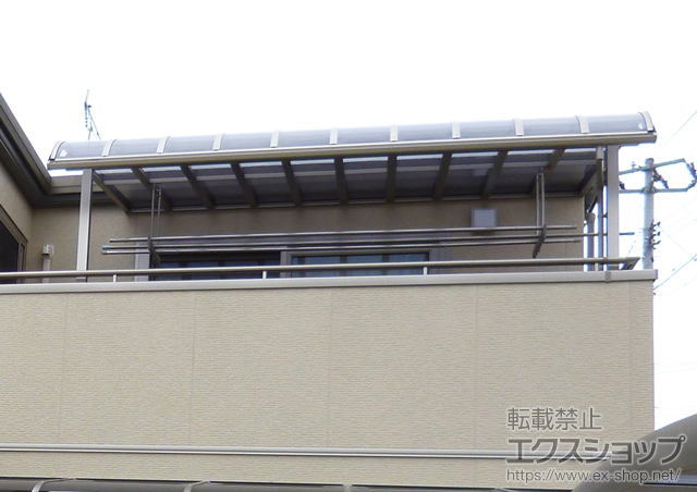 宮城県岩沼市のLIXIL リクシル（トステム）のバルコニー・ベランダ屋根 パワーアルファ RB型 屋根タイプ 単体 積雪〜30cm対応 施工例