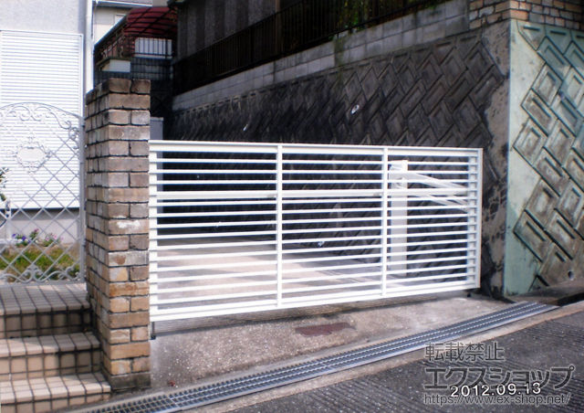 兵庫県姫路市ののカーゲート オーバードア S1型 手動タイプ 施工例