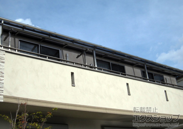 東京都西東京市ののバルコニー・ベランダ屋根 プレシオステラス R型 屋根タイプ 3連棟 積雪〜20cm対応 施工例