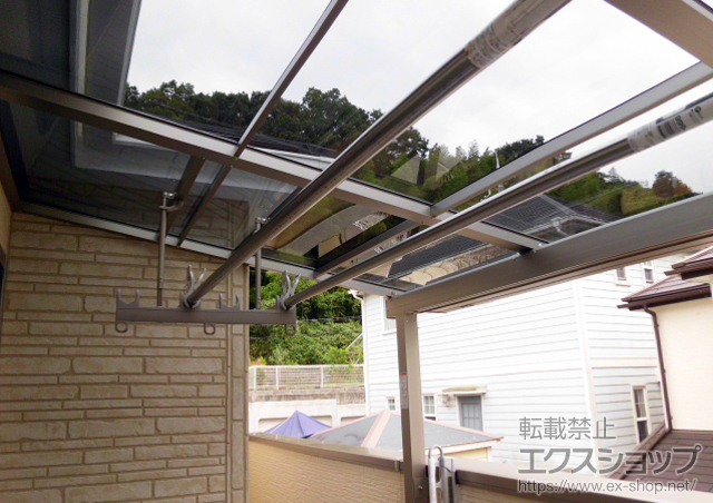 兵庫県神戸市のLIXIL リクシル（トステム）のバルコニー・ベランダ屋根 ライザーテラスII F型 バルコニー屋根 積雪〜20?対応 施工例