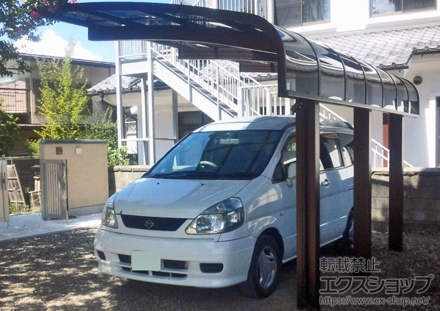 長野県須坂市ののカーポート レイナキャップポート50 積雪〜50cm対応 施工例