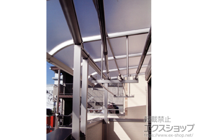 兵庫県尼崎市ののバルコニー・ベランダ屋根 ヴェクターテラス R型 屋根タイプ 連棟　積雪〜20cm対応 施工例