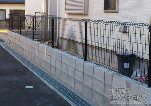 福岡県北九州市ののフェンス・柵 イーネットフェンス1F型 自由柱タイプ 施工例