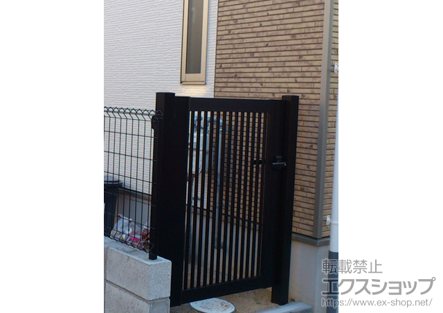 福岡県北九州市のの門扉 エクスライン門扉13型 片開き 門柱仕様 施工例