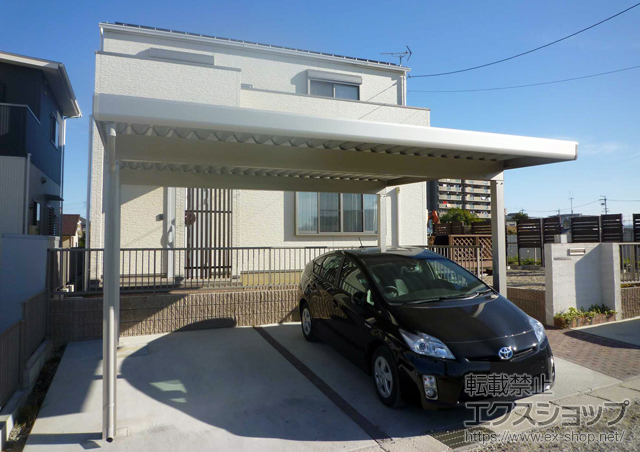 愛知県豊田市ののカーポート レオンポートneo 2台用 標準鼻隠し 積雪〜50cm対応 施工例