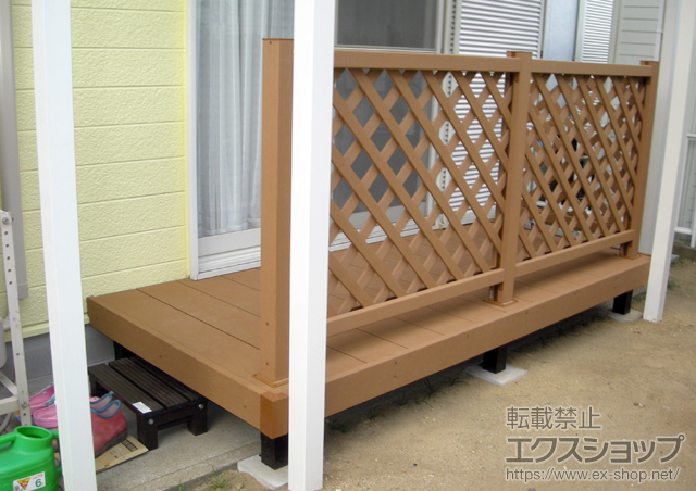 愛知県半田市ののウッドデッキ リウッドデッキ 200 単体 +リウッドデッキ200 デッキフェンス 施工例
