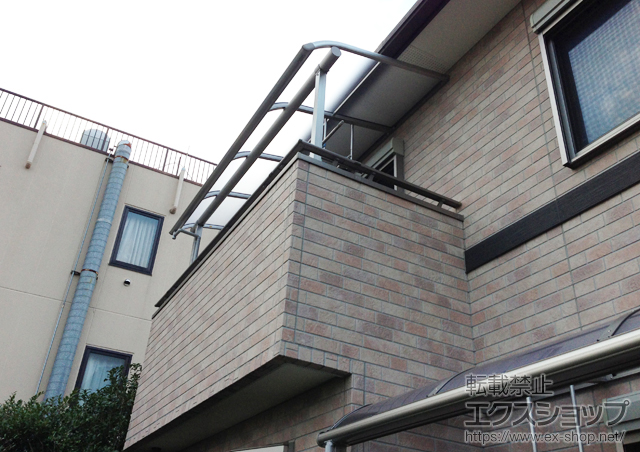 埼玉県三郷市ののバルコニー・ベランダ屋根 プレシオステラス R型 屋根タイプ 単体 積雪〜20cm対応 施工例