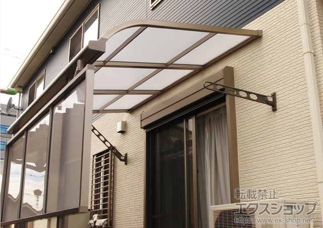 愛知県岡崎市のLIXIL リクシル（トステム）のテラス屋根 ライザーテラスII R型 テラスタイプ 単体 積雪〜20cm対応＋前面スクリーン1段 施工例