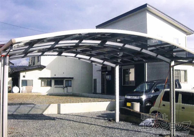 長野県岡谷市のYKKAPのカーポート レイナツインポート 積雪～20cm対応 施工例