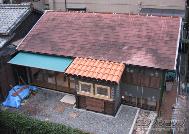 愛知県名古屋市のLIXIL リクシル（トステム）のオーニング・日よけ 彩鳥C型 ボックスタイプ 手動式 施工例