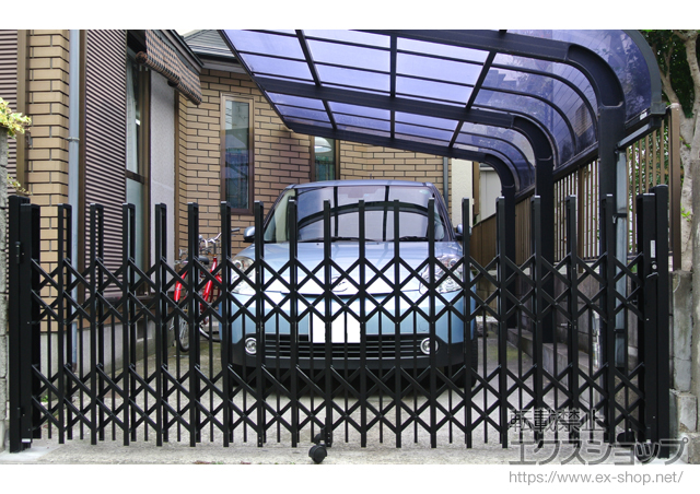 埼玉県川口市ののカーゲート トリップゲート ペットガード型 ノンレール 片開き 施工例