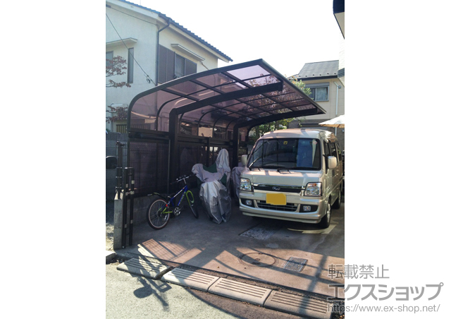 東京都東久留米市ののカーポート レイナキャップポート 積雪〜20cm対応＋サイドパネル＋レイナキャップポート 着脱式サポート 施工例