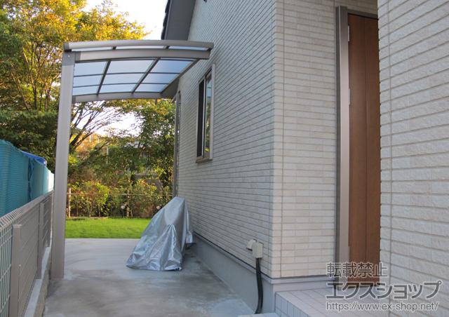 千葉県袖ケ浦市のLIXIL リクシル（トステム）のサイクルポート・駐輪場 カーブポートシグマIII ミニ　積雪〜30cm対応 施工例