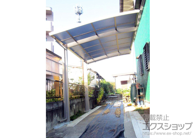 静岡県三島市のLIXIL リクシル（トステム）のカーポート カーブポートシグマIII 積雪〜30cm対応 施工例