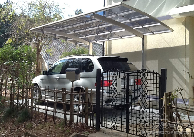 茨城県稲敷市ののカーポート レイナポート 積雪〜20cm対応 施工例