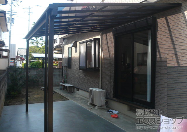 徳島県吉野川市のLIXIL リクシル（トステム）のテラス屋根 ライザーテラスII F型 テラスタイプ 単体 積雪〜20cm対応 施工例