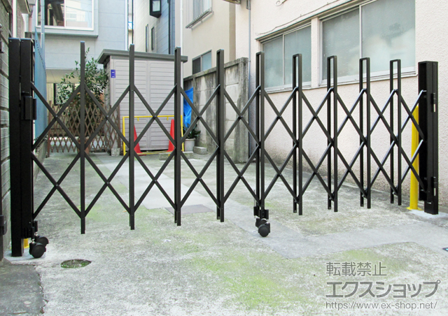 東京都江東区ののカーゲート トリップゲートPA型(錠無し) ノンレール 片開き30S 施工例