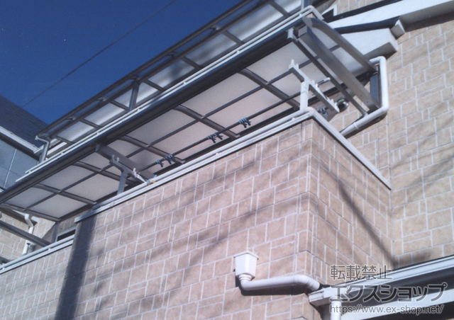 埼玉県川口市ののバルコニー・ベランダ屋根 ヴェクターテラス R型 ルーフタイプ 連棟 積雪〜20cm対応 施工例