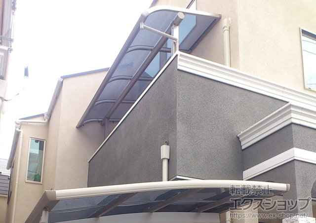 東京都足立区ののバルコニー・ベランダ屋根 ヴェクターテラス R型 屋根タイプ 単体 積雪〜20cm対応 施工例