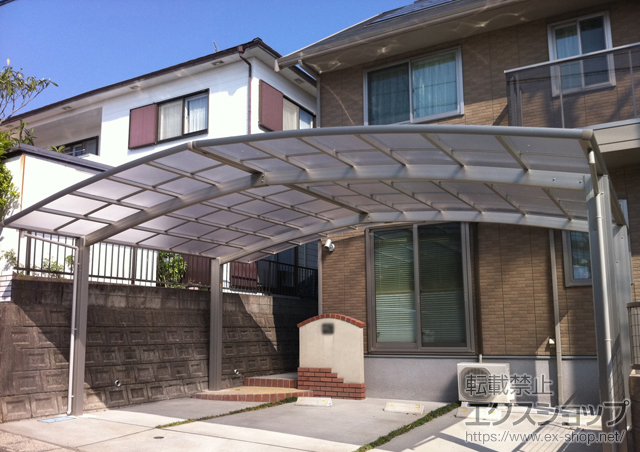 鹿児島県鹿児島市ののカーポート レイナトリプルポート 積雪〜20cm対応 施工例