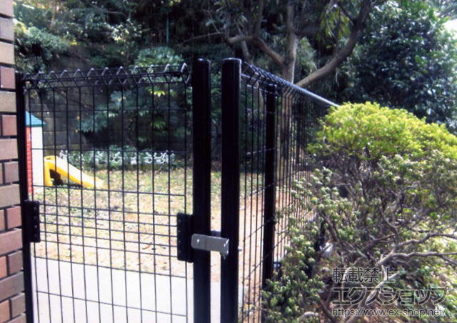 東京都八王子市のの門扉 イーネット門扉1型 片開き 門柱使用 施工例