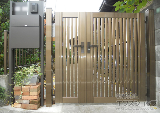 東京都練馬区のの門扉 プリレオ R4型 両開き親子 柱使用 施工例