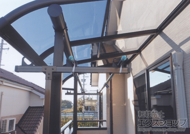 愛知県豊橋市ののバルコニー・ベランダ屋根 プレシオステラス R型 屋根タイプ 単体 積雪〜20cm対応 施工例