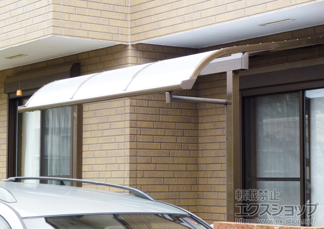 神奈川県大和市のLIXIL リクシル（トステム）のテラス屋根 ライザーテラスII R型 テラスタイプ 単体 積雪〜20cm対応 施工例