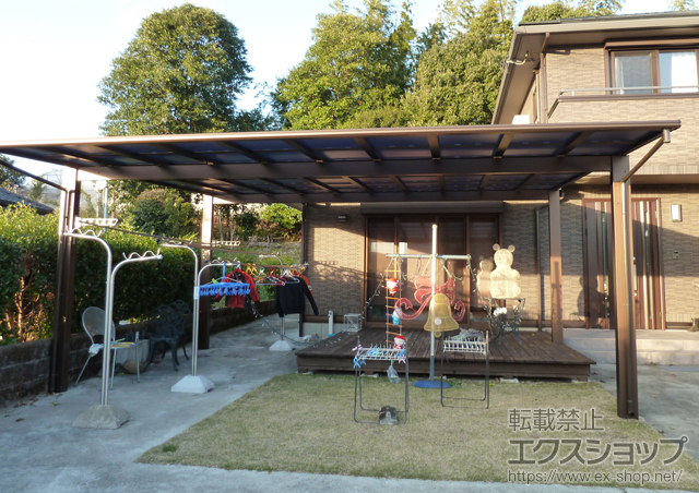 宮崎県東諸県郡綾町ののカーポート エフルージュ ツイン 積雪〜20ｃｍ対応+水平式物干し（テラス柱用） 施工例