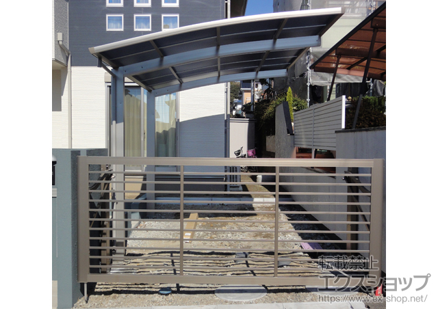 神奈川県横浜市栄区ののカーポート プレシオスポート 積雪〜20cm対応 施工例