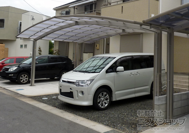 愛知県岩倉市ののカーポート レイナトリプルポート 積雪〜20ｃｍ対応 施工例