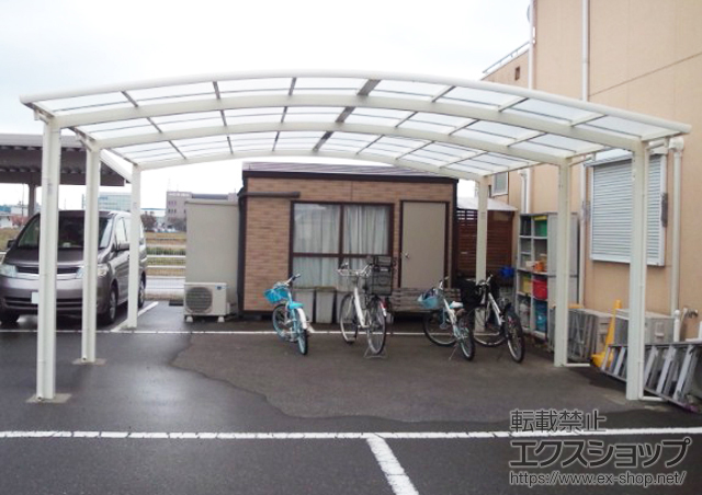 滋賀県長浜市のLIXIL リクシル（トステム）のカーポート テリオスポートIII 3000 2台用 間口延長 4本柱　積雪〜100cm対応 施工例