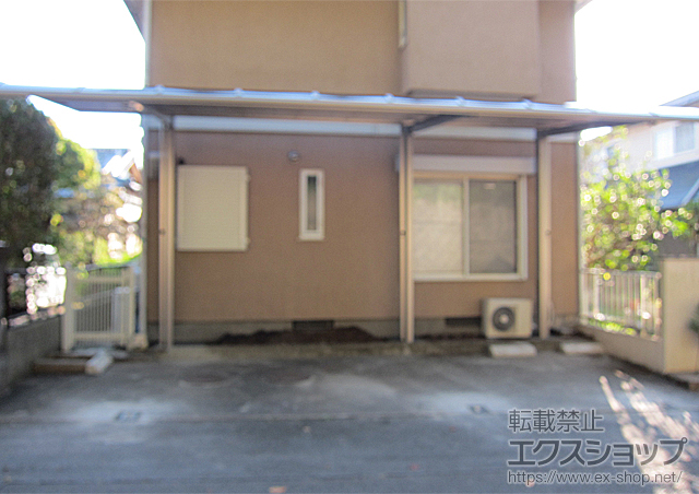 静岡県沼津市のLIXIL リクシル（トステム）のカーポート レガーナポートシグマIII 樋無 延長 積雪〜20cm対応＋屋根材ホルダー＋脱式サポート 施工例