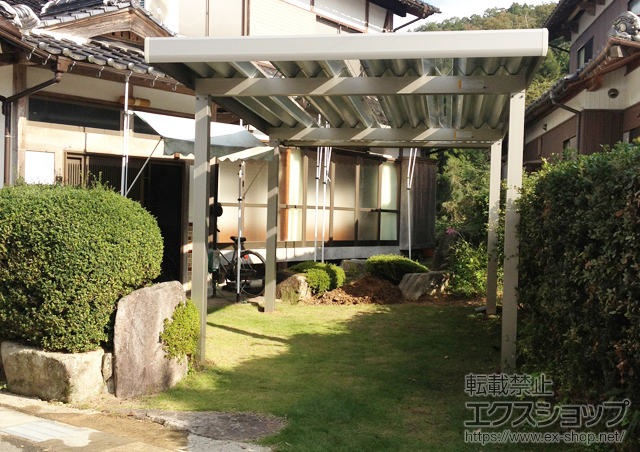 兵庫県豊岡市ののカーポート ジーポートneo Aタイプ 1台用 角柱仕様 標準鼻隠し 積雪〜100cm対応 施工例