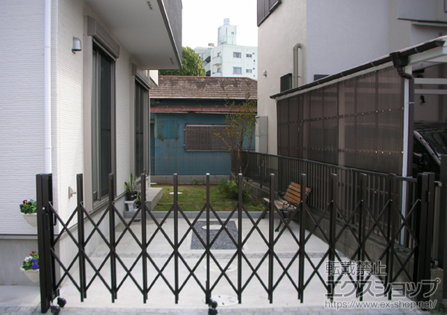 千葉県松戸市ののカーゲート トリップゲート PB型 ノンレール 片開き 施工例