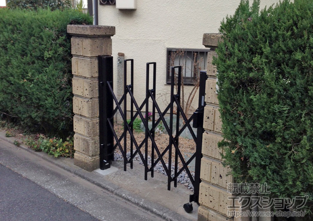 東京都葛飾区ののカーゲート トリップゲート PA型 ノンレール 片開き 施工例