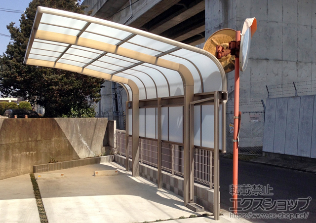 宮城県仙台市のLIXIL リクシル（トステム）のカーポート テールポートシグマIII　積雪〜30cm対応 施工例