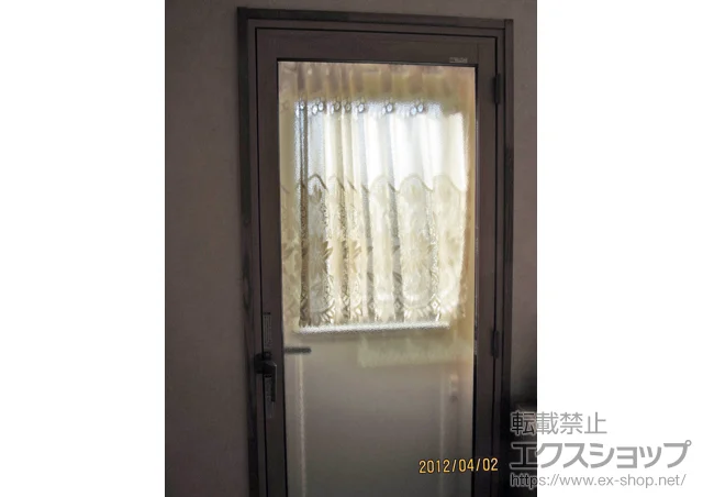 神奈川県横須賀市のの内窓（二重窓・二重サッシ） インプラス ダストバリア仕様 テラスドア（外観・左吊元） 施工例