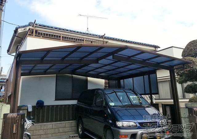 東京都西東京市ののカーポート エフルージュ M合掌 積雪〜20cm対応+変形敷地対応セット+エフルージュ用 サイドパネル ハイルーフ用 施工例