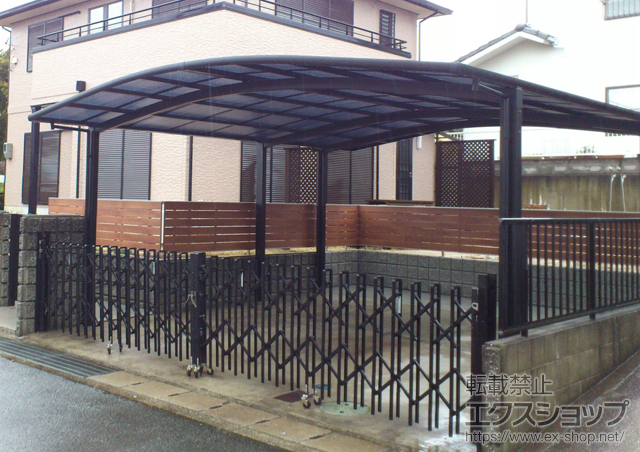 兵庫県三田市のLIXIL リクシル（トステム）のカーポート カーブポートシグマIII ワイド 延長 積雪〜30cm対応 施工例