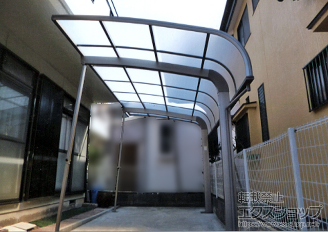 埼玉県所沢市のLIXIL リクシル（トステム）のカーポート テールポートシグマIII 積雪〜30cm対応+テールポートシグマIII 着脱式サポート 1本入 施工例