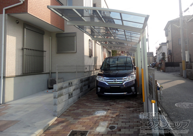 兵庫県西宮市ののカーポート プレシオスポート 縦連棟 積雪〜20cm対応 施工例