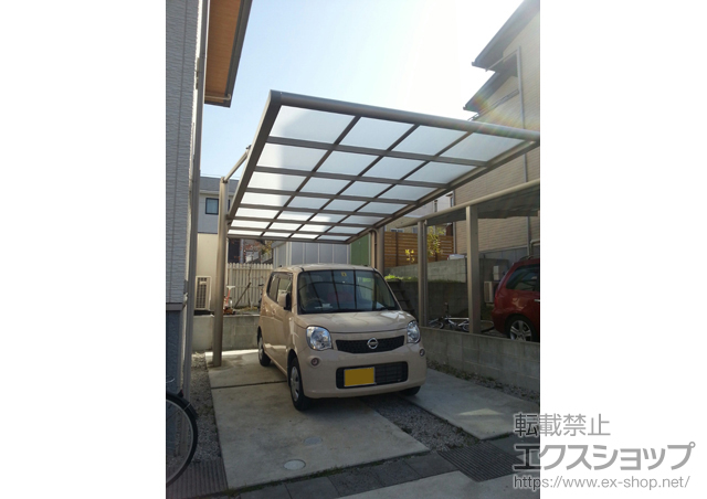 福岡県福岡市ののカーポート 4G 木調タイプ　積雪〜20cm対応 施工例